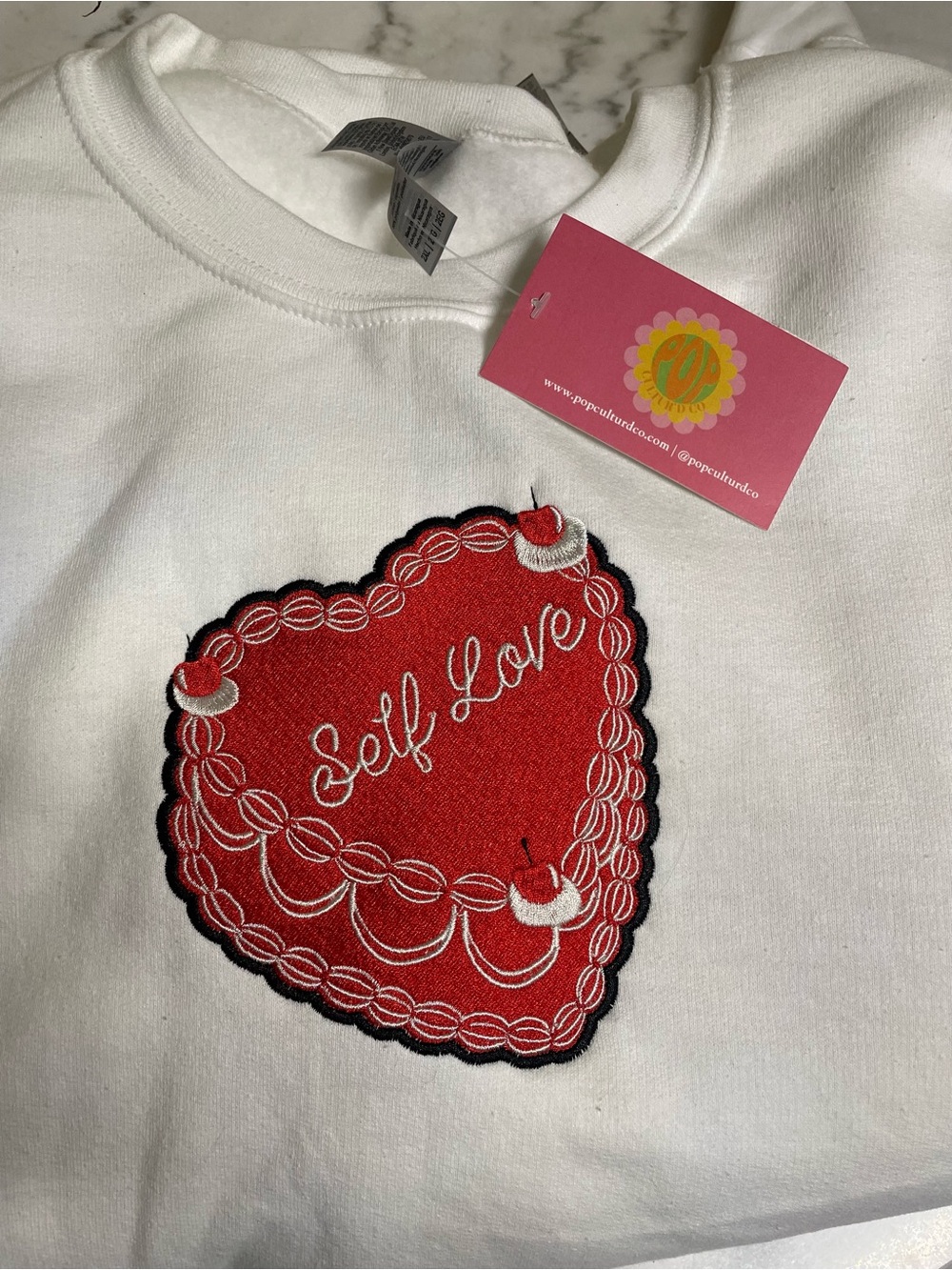 New boutique Gilden white pullover ‘self love' embroidered Heart Sweatshirt